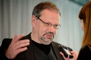 Frontalaufnahme Jürgen Suhr