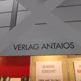 Bild des Schildes des Verlags Antaios Bild de Schildes Verlag Antaios