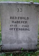 (Folie 15) Grabstein Berthold Haberer in Gurs [privat]